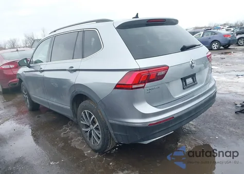 2020 Volkswagen Tiguan 2.0T Se/2.0T Se R-Line Black/2.0T Sel z USA, uszkodzony, nr VIN 3VV2B7AX1LM088096